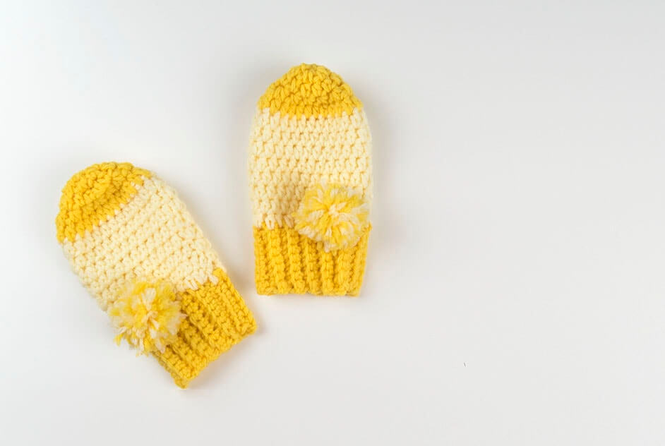 How To Crochet Baby MIttens Croby Patterns