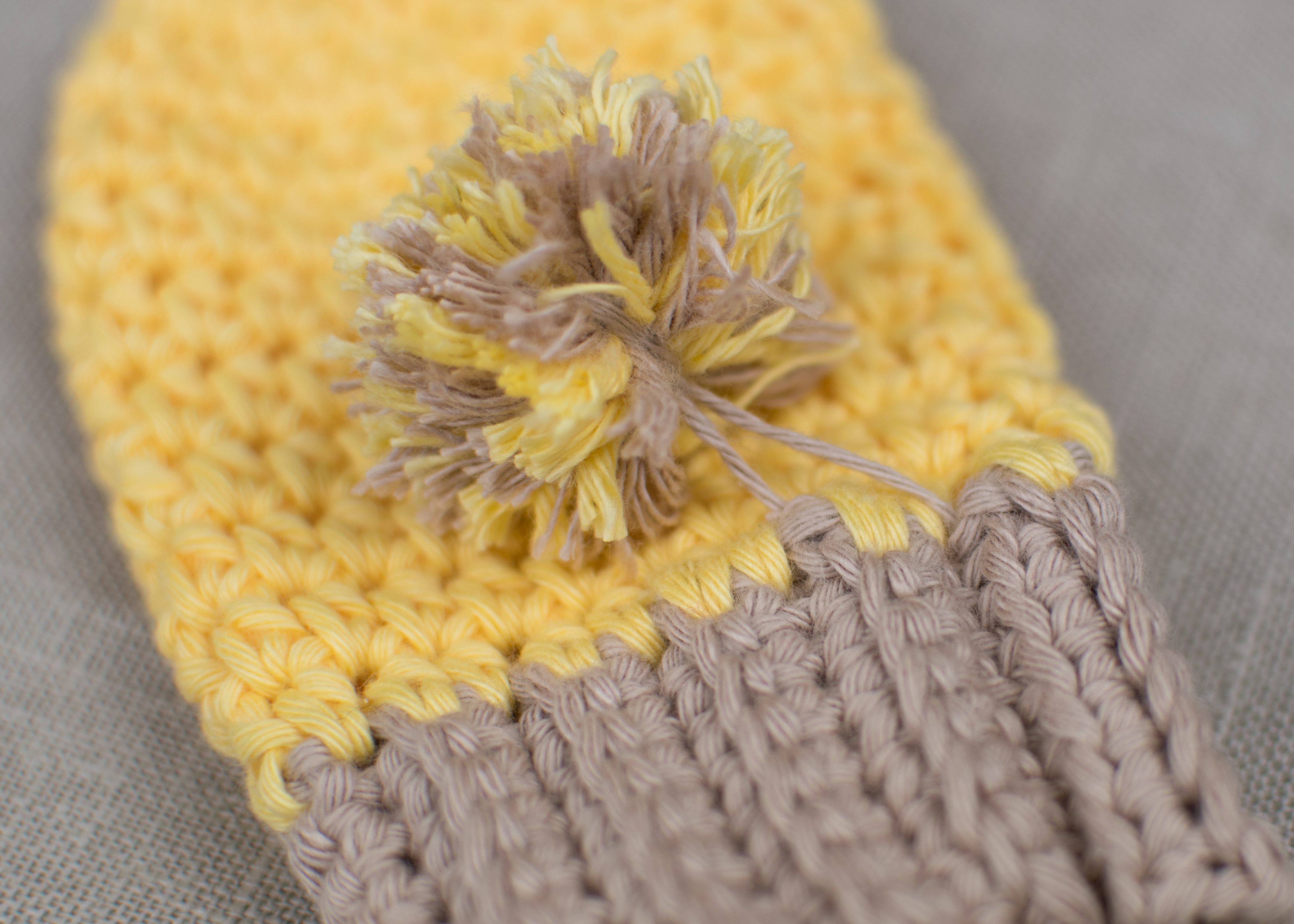 FREE PATTERN How To Crochet Baby Mittens Croby Patterns