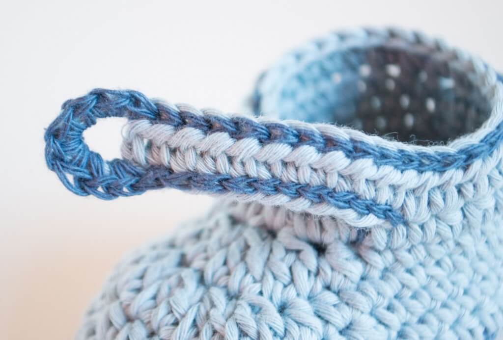 Croby Patterns - FREE Crochet Pattern - Blue Whale